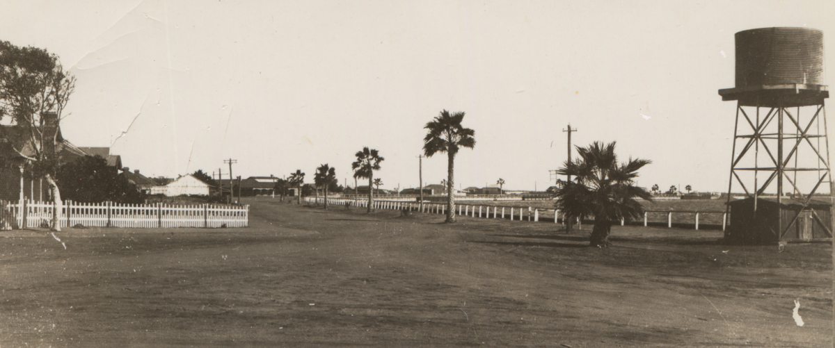 Street in Carnarvon ArchivesWiki