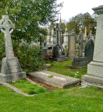 Her and Tom's grave in Toxteth Park Cemetery