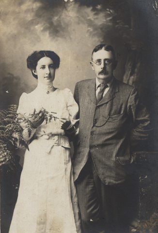 With her father in 1909