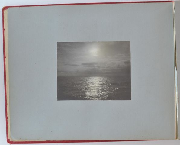 596px-Red_album_005.jpg